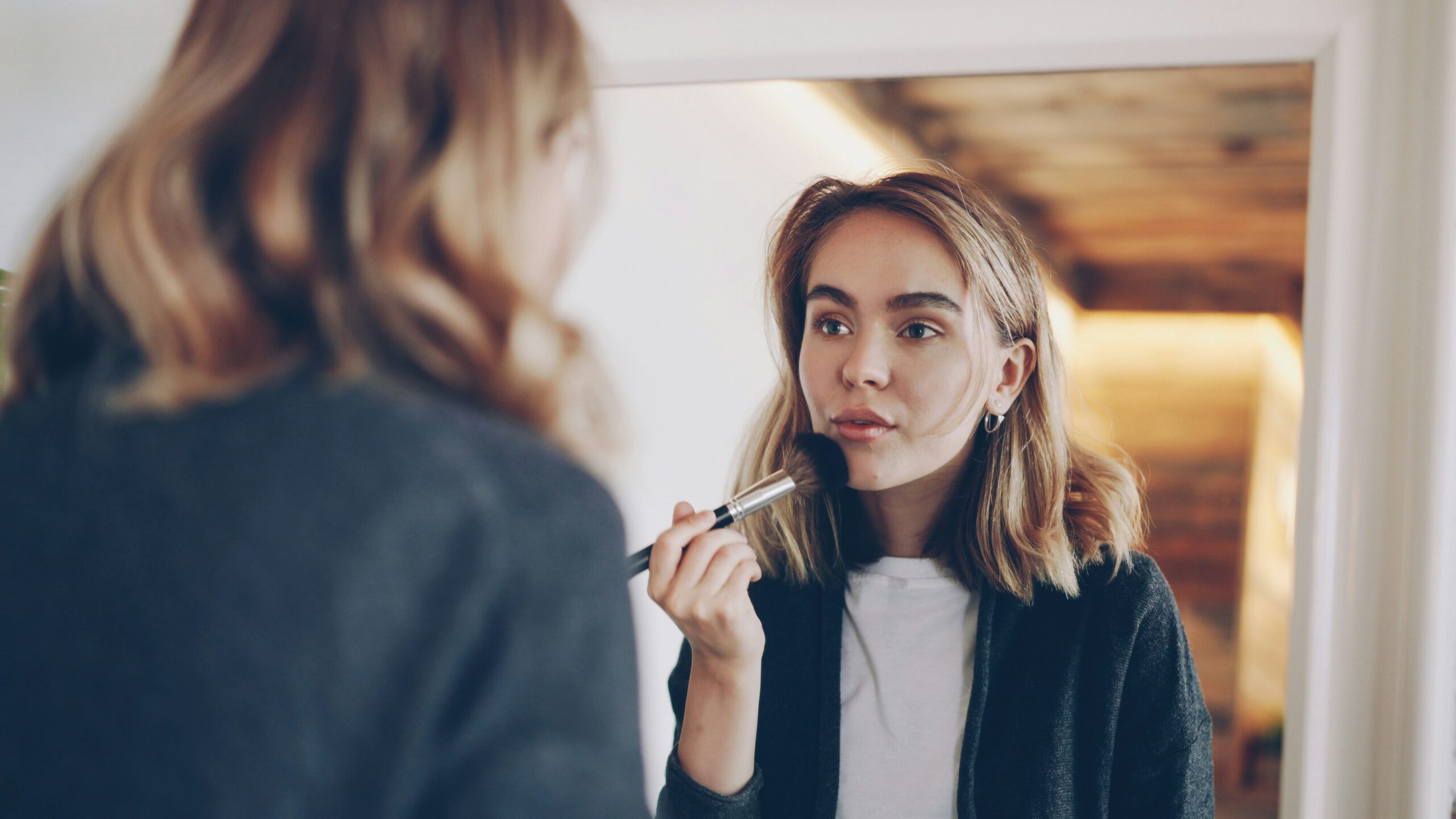 The Clean Beauty Shift: How to Build a More Natural Cosmetic Routine