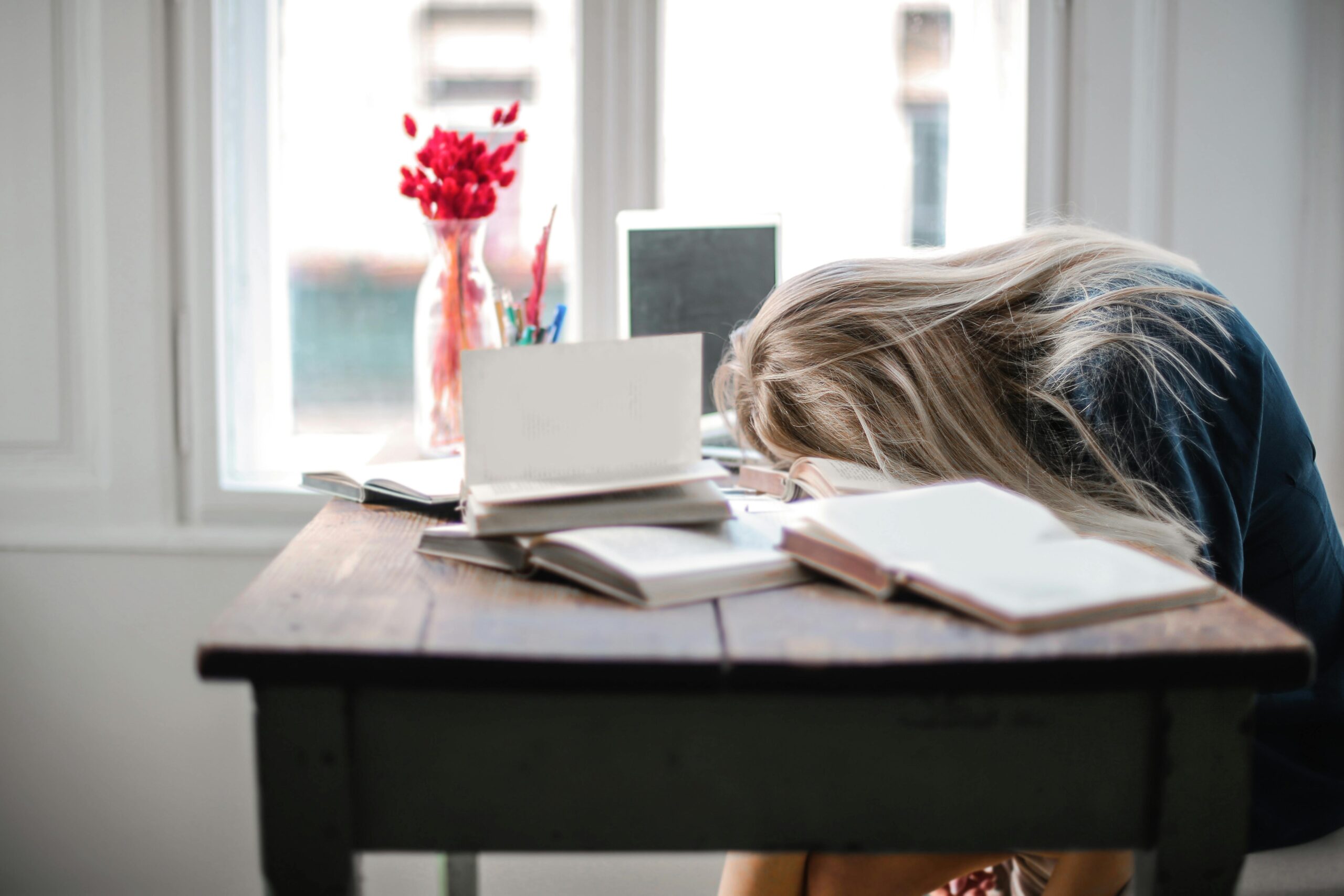 Why Mental Fatigue Is Different: Understanding Physical vs. Mental Exhaustion