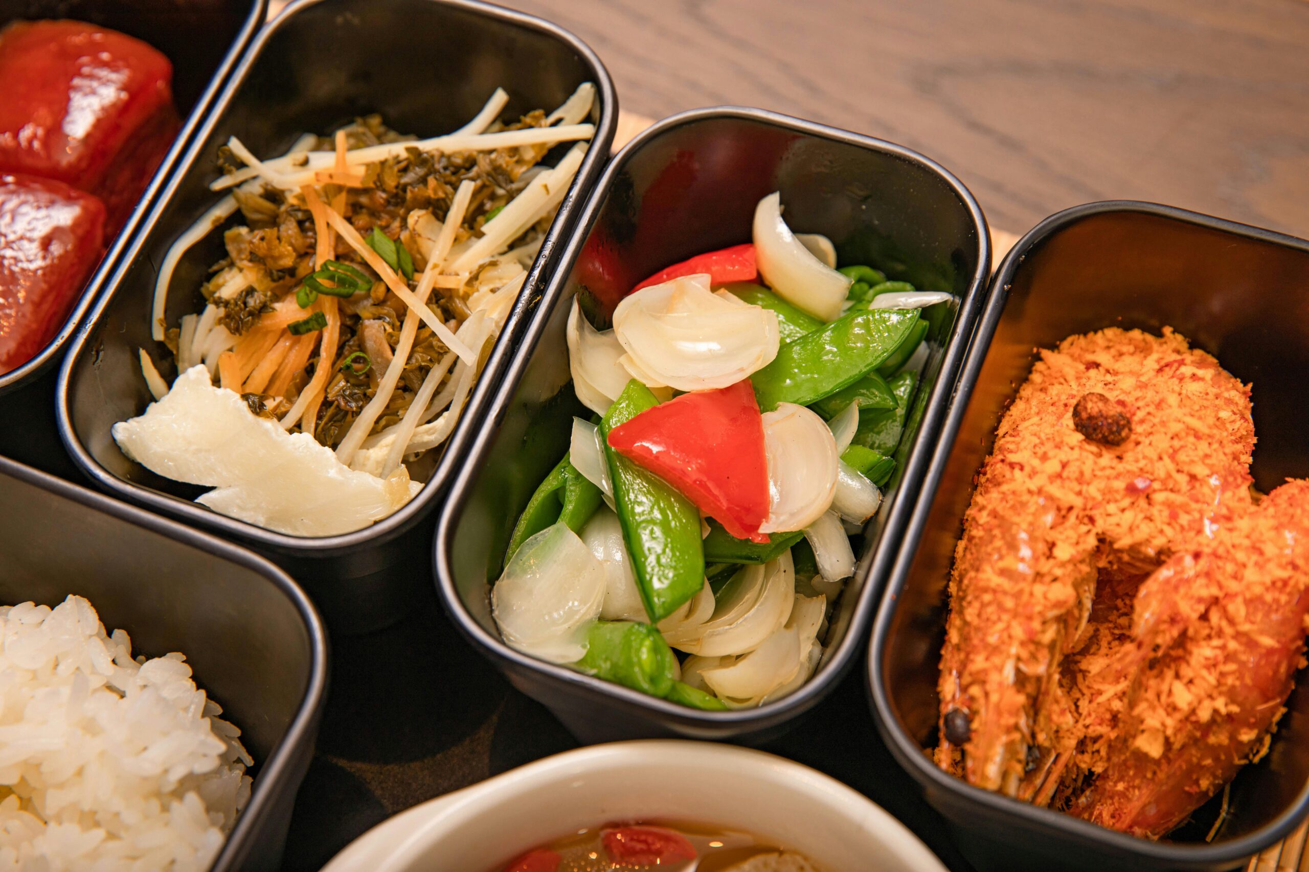 The Balanced Bento: 5 Healthy Lunchboxes for High-Performance Days