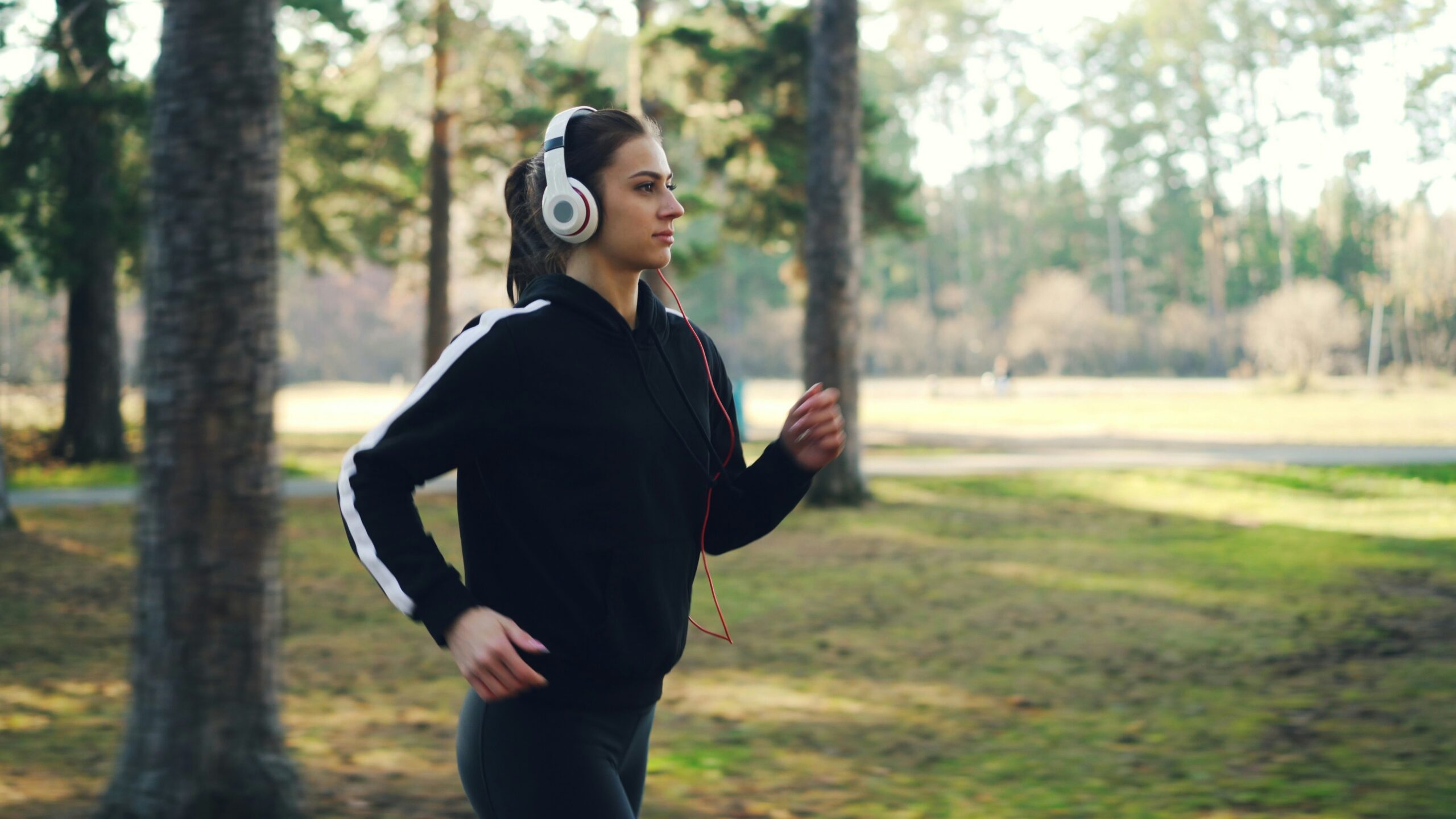 The Auditory Anchor: Engineering the Perfect Workout Playlist for Every Movement