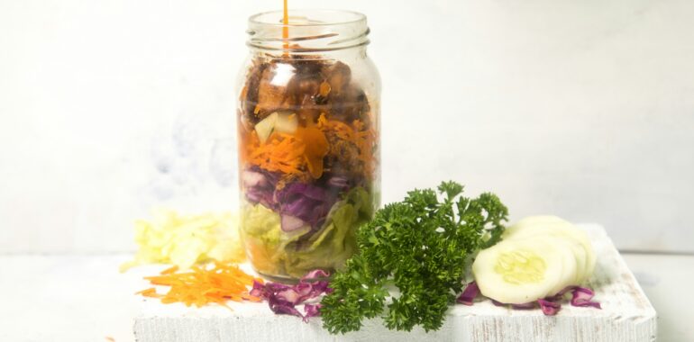 The Vertical Vault: How the Mason Jar Taco Salad Solves the "Soggy Lunch" Syndrome