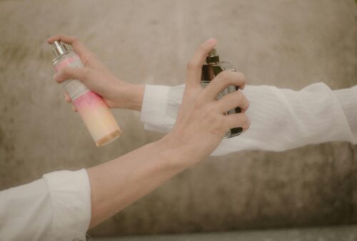 The Olfactory Anchor: Mastering the Art of "Scent Architecture"