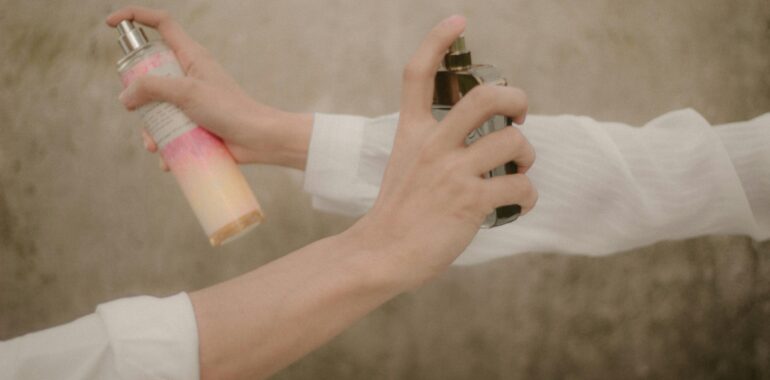 The Olfactory Anchor: Mastering the Art of "Scent Architecture"