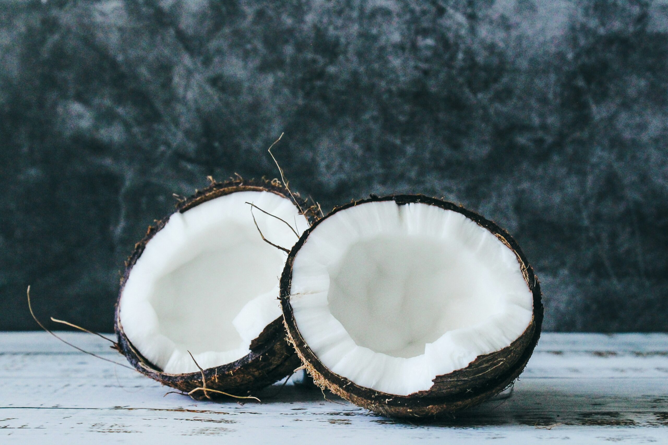 The Coconut Catalyst: Leveraging Medium-Chain Triglycerides for Peak Performance