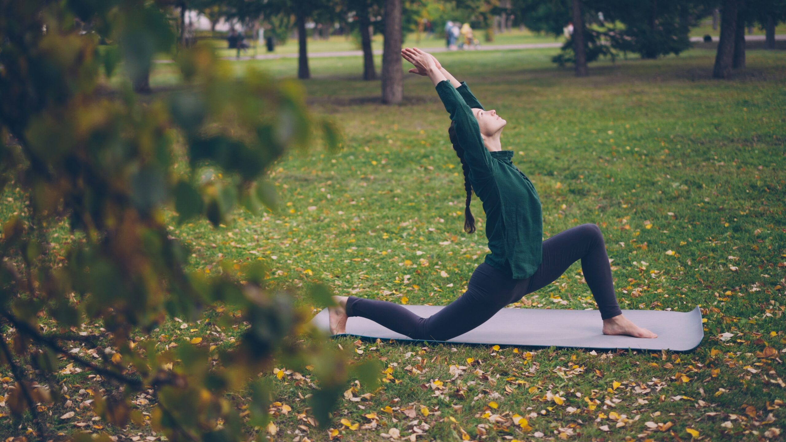 The Pollen Protocol: How to Master Outdoor Movement Without the "Allergy-Inflate"
