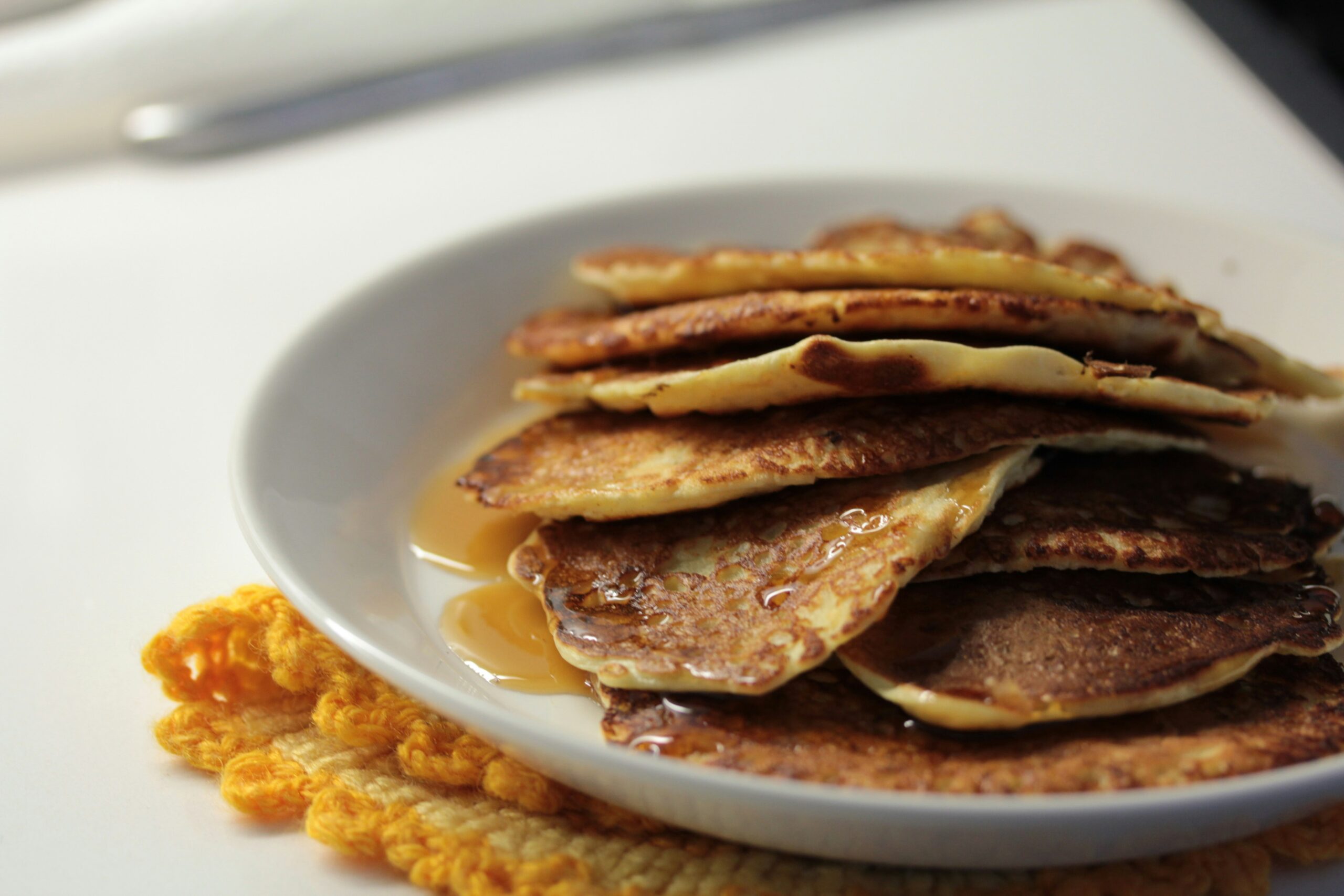 The Kitchen Architecture: Engineering High-Fidelity Banana Oat Protein Pancakes