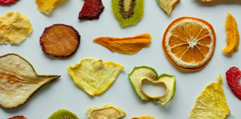 The Dehydrated Crunch: Engineering Nutrient-Dense Fruit Chips in Your Own Kitchen