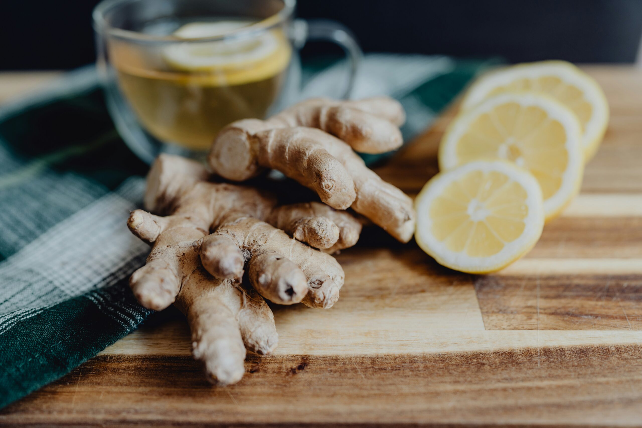The Liquid Illusion: The Truth About Detox Drinks for Weight Loss (And What to Sip Instead)