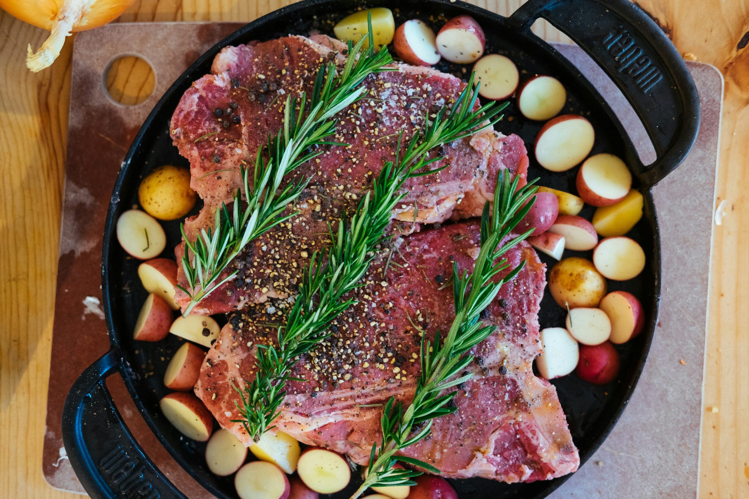 The Golden Standard: Master the Art of Healthy Garlic Steak and Potatoes