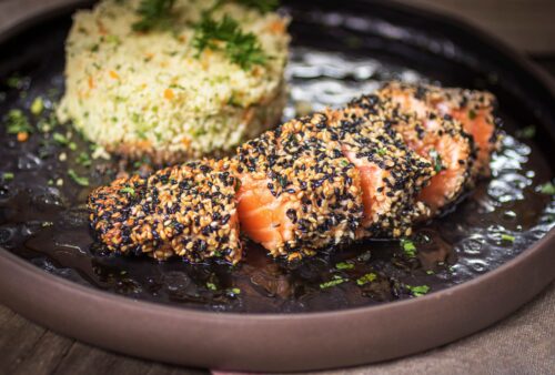 The Lightness Protocol: 3 Anti-Bloat Dinners for Metabolic Clarity and a Flat Stomach