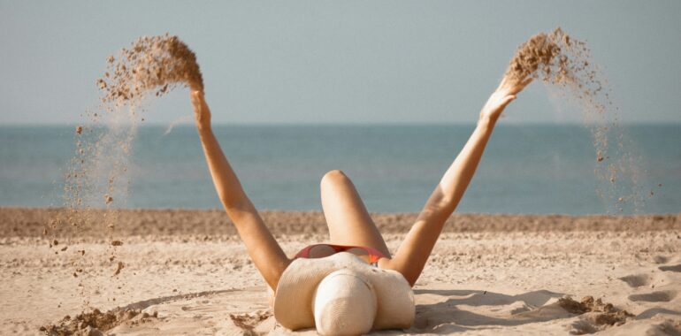 The Solar Defense Blueprint: How to Sync Your Summer Skincare with the UV Index