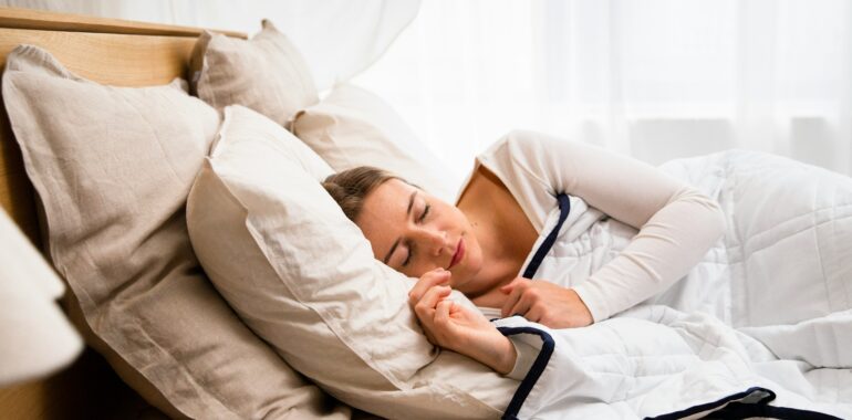 The Microbial Border Control: The Ultimate Morning Pillowcase & Towel Audit
