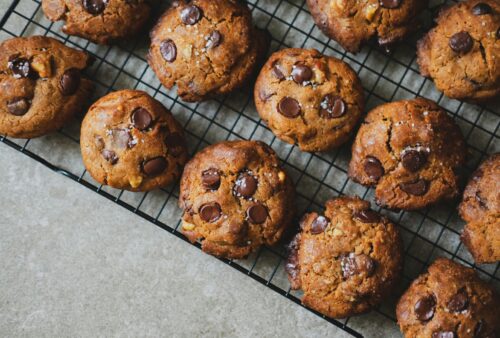 The Metabolic Confectionery: 3 High-Protein Desserts That Reconstruct Sweet Comfort