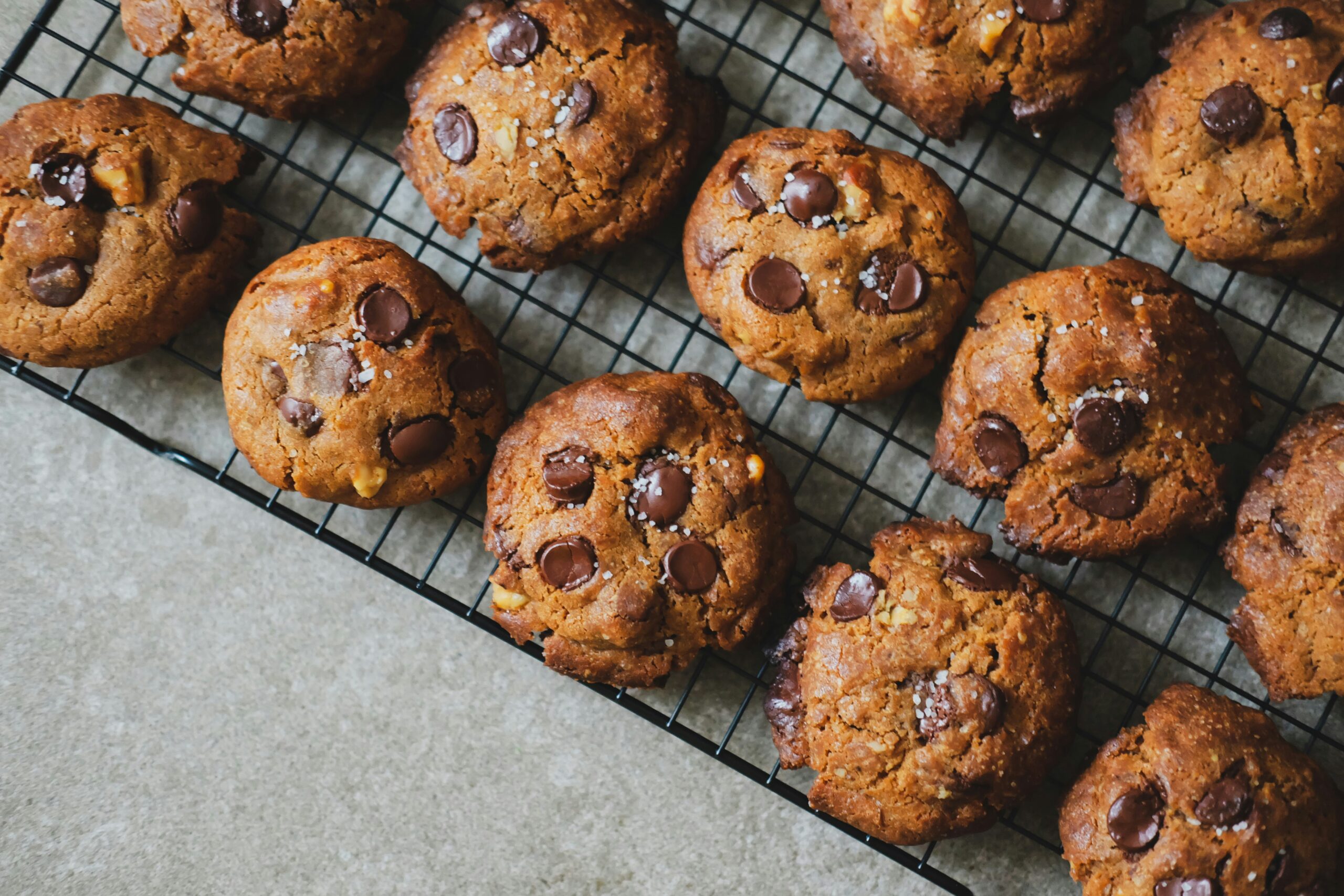The Metabolic Confectionery: 3 High-Protein Desserts That Reconstruct Sweet Comfort