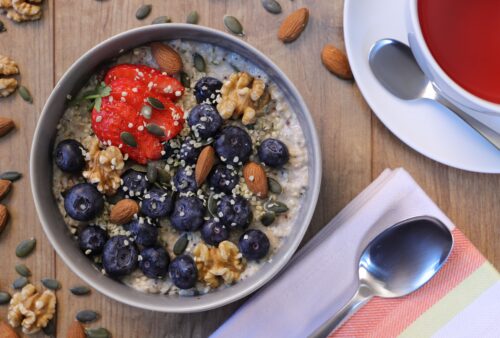 Why Your Brain Feels Foggy: 9 Science-Backed Ways to Eat for Sharp Concentration and Memory