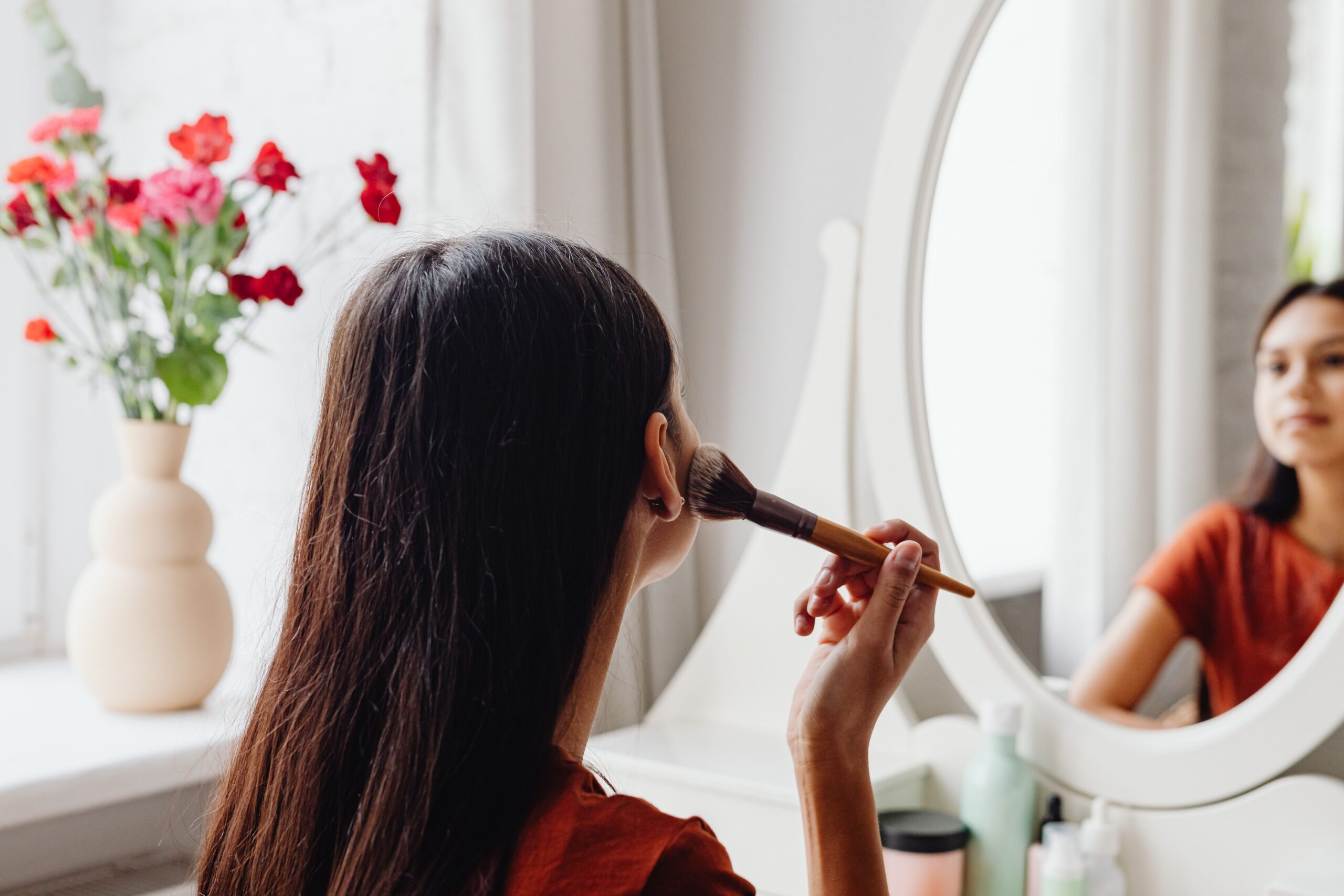 The 5-Minute Makeup Routine That Still Looks Put Together