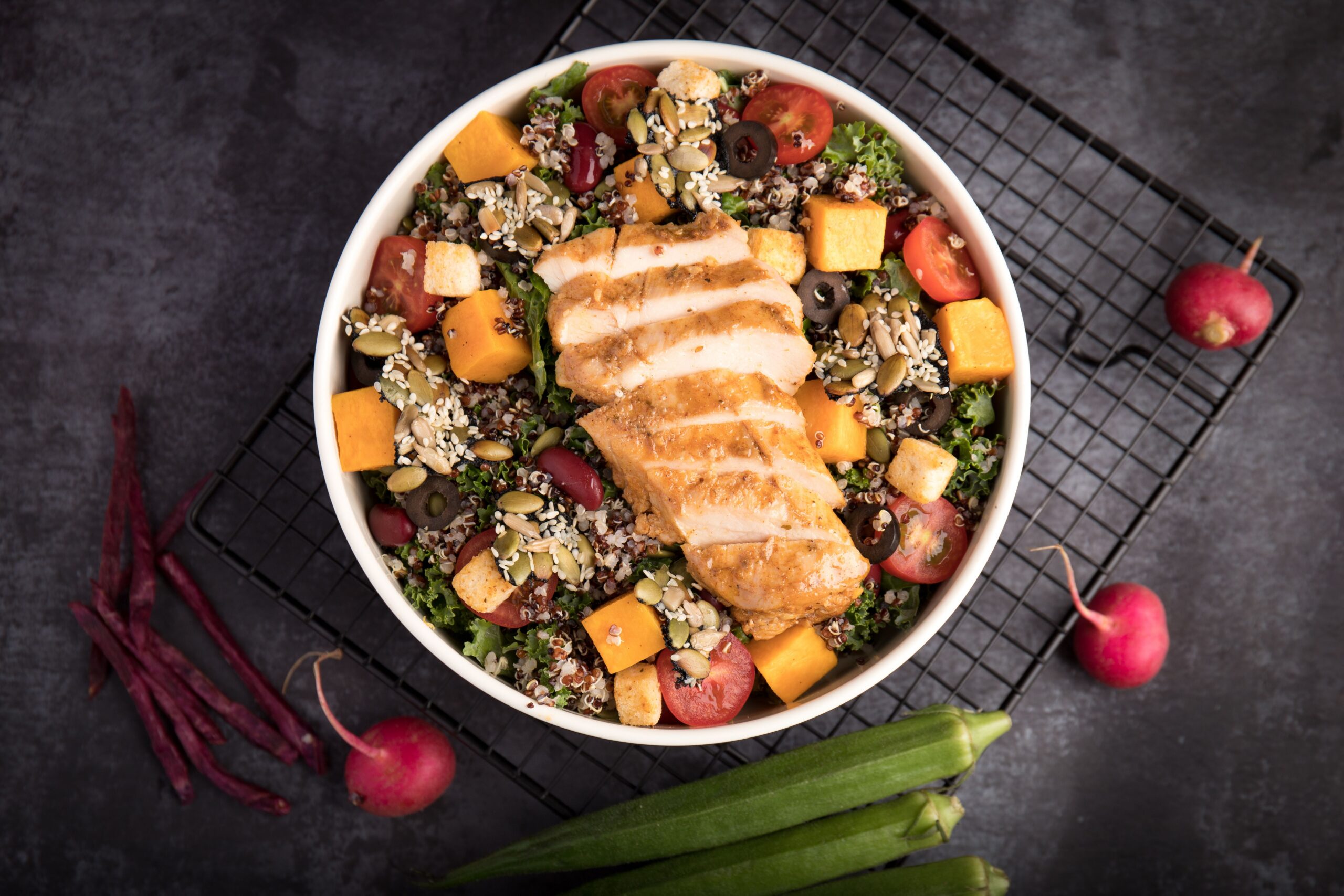 Main-Course Salads That Won't Leave You Snacking an Hour Later