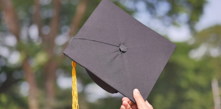 Is Now the Right Time to Go Back to School? Find Out in 2 Minutes