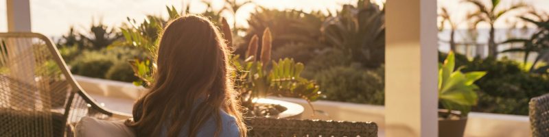 The Seasonal Pivot: 5 High-Vibrancy Habits to Build Your Best Summer Yet