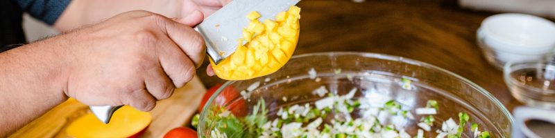 The Sun-Drenched Plate: Master the Vibrant Balance of Honey Lime Chicken with Fresh Mango Salsa