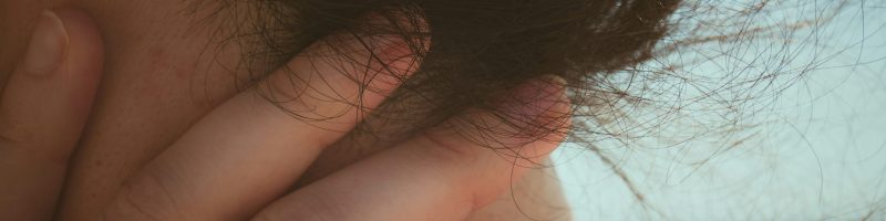 The Dermal Reset: 3 Strategic Anchors for Managing Chronic Folliculitis
